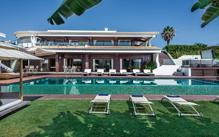 The Beach Villa