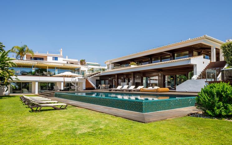 The Beach Villa