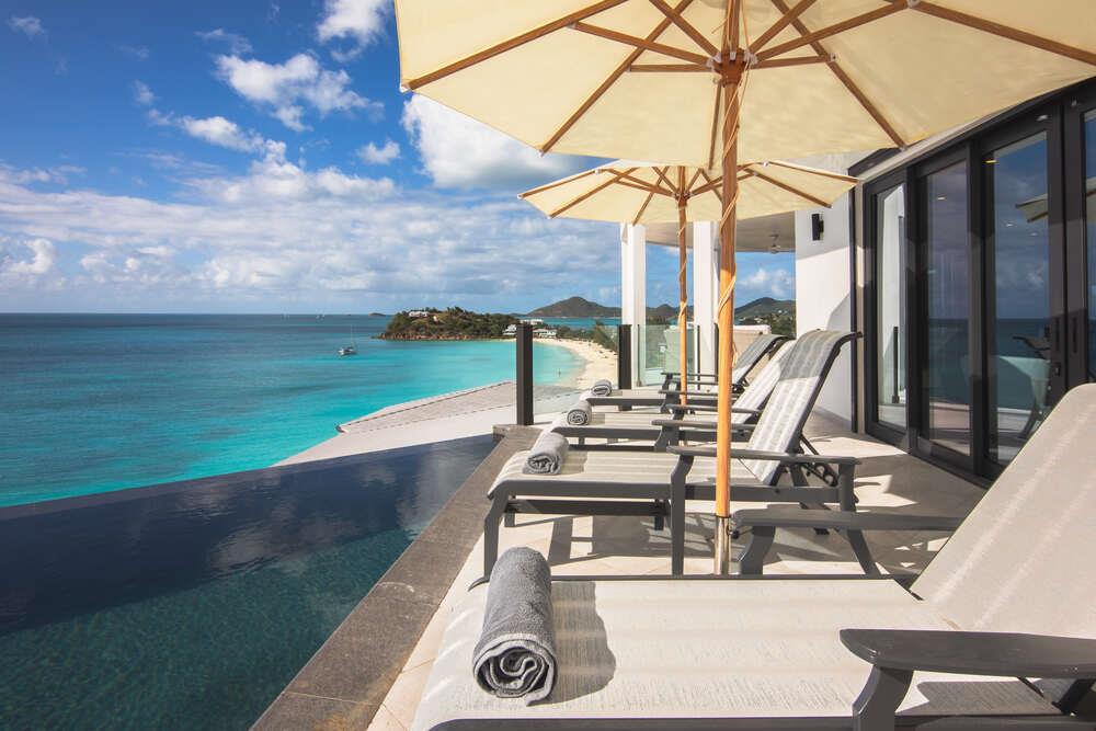 Blue Haven Rendezvous, Tamarind Hills 