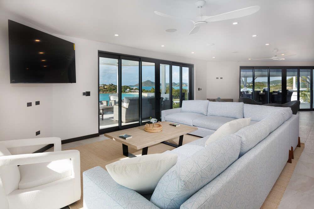 Blue Haven Rendezvous, Tamarind Hills 