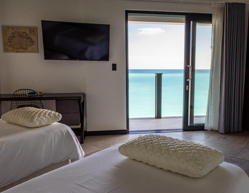 Ocean Azul, Tamarind Hills