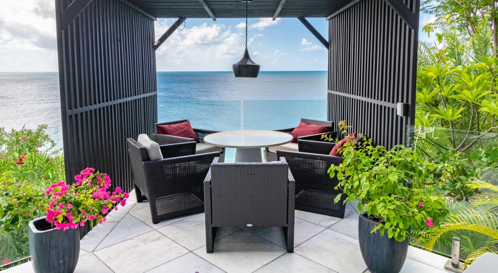 Ocean Blue, Tamarind Hills 