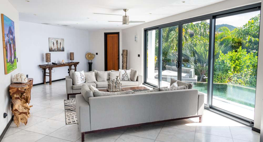 Ocean Blue, Tamarind Hills 