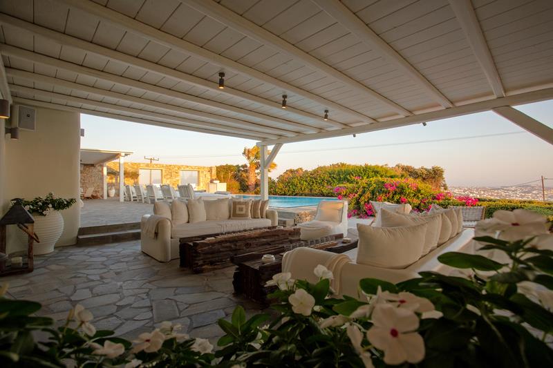 Themis Z Mykonos Resort 