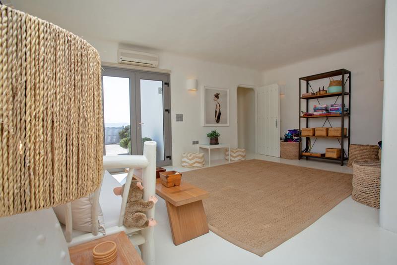 Themis Z Mykonos Resort 