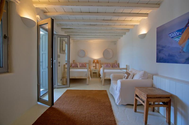 Themis Z Mykonos Resort 