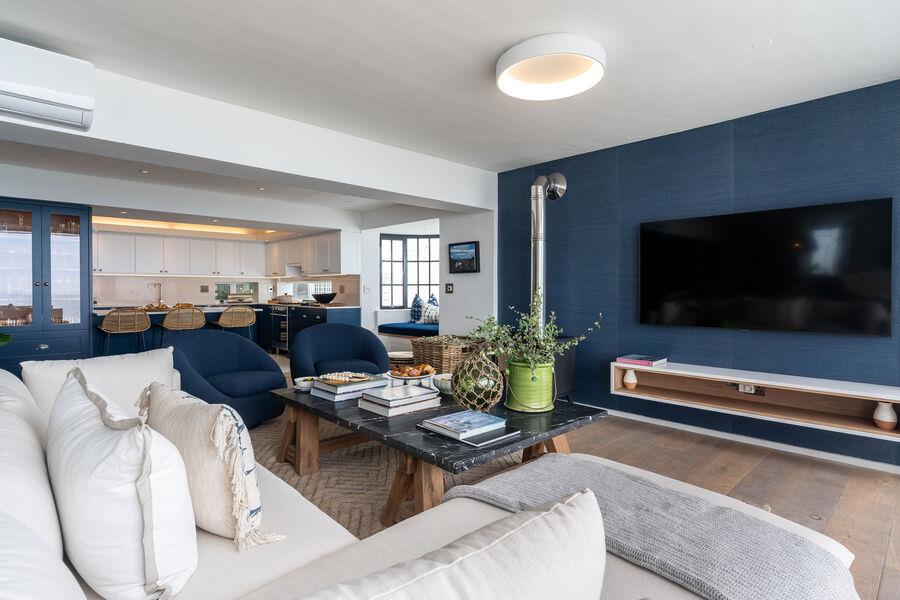 White Cliffs Penthouse