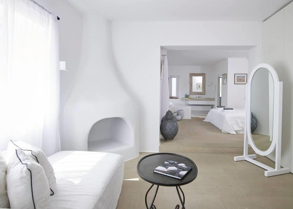 Paradise Estate: Villa Delilah 