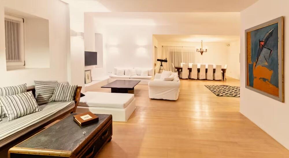 Paradise Estate: Villa Delilah 