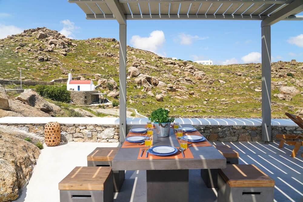 Paradise Estate: Villa Isabella