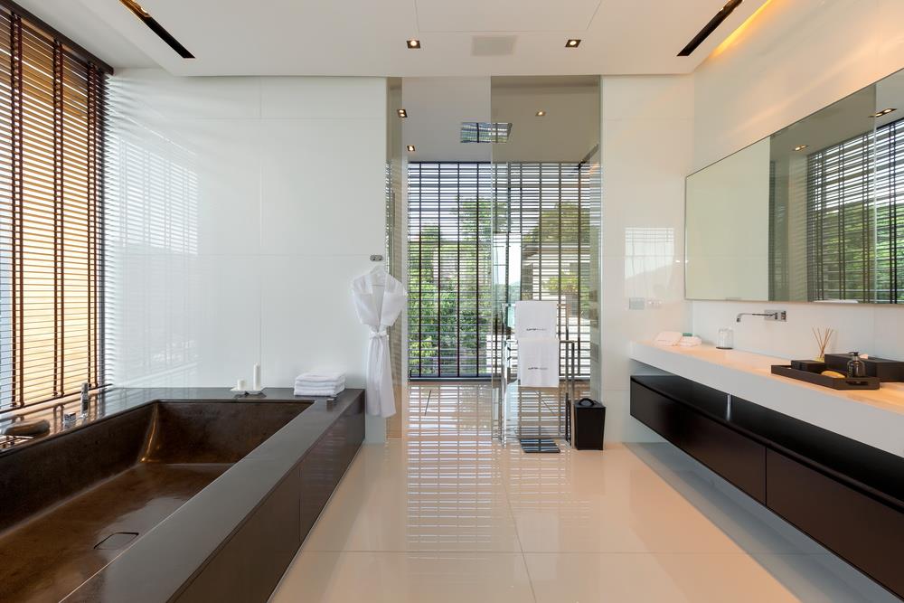 Cliff Top Residence