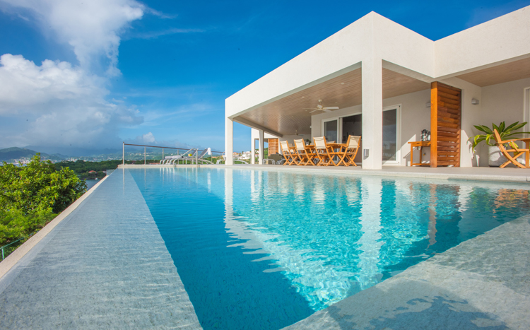 Laluna Villas