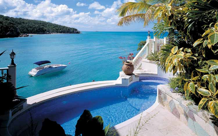 Rock Cottage at Blue Waters
