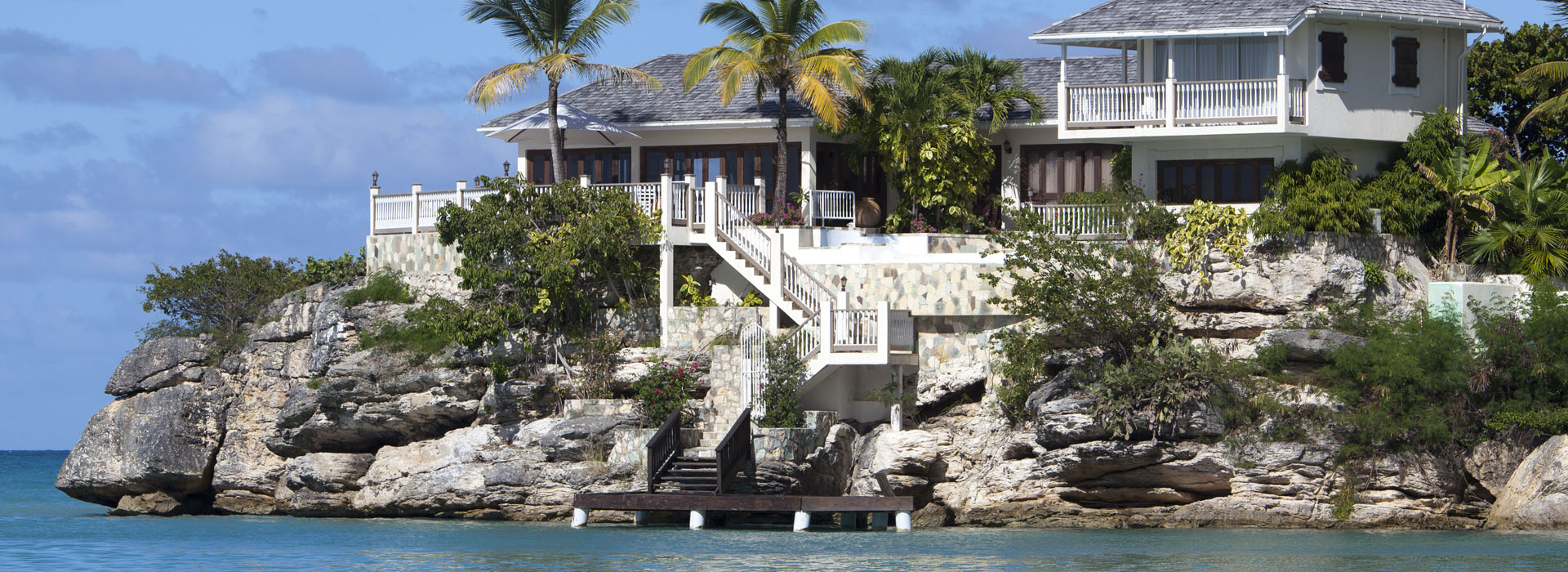 Rock Cottage at Blue Waters