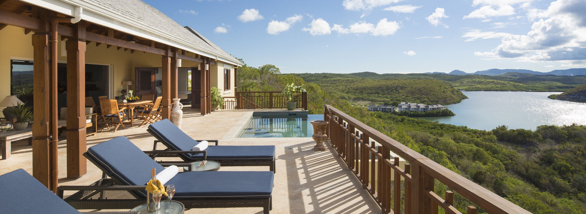 Villa Nonsuch Heights
