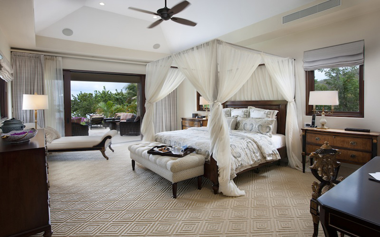 Bella Beach Villa at Oil Nut Bay
