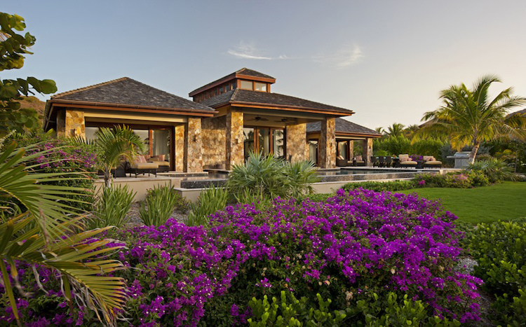 Bella Beach Villa at Oil Nut Bay