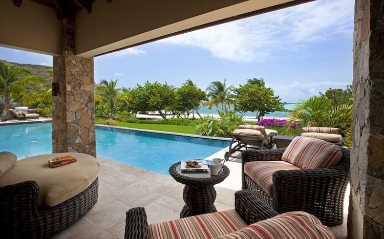 Bella Beach Villa at Oil Nut Bay