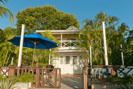 Bora Bora Beach Apartments