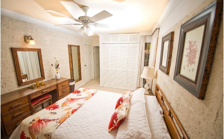 Bora Bora Beach Apartments