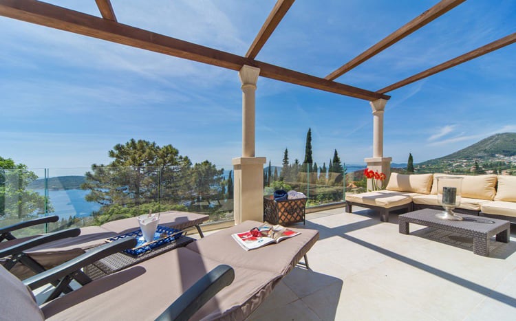 Villa Mistral