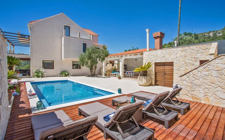 Villa Mistral