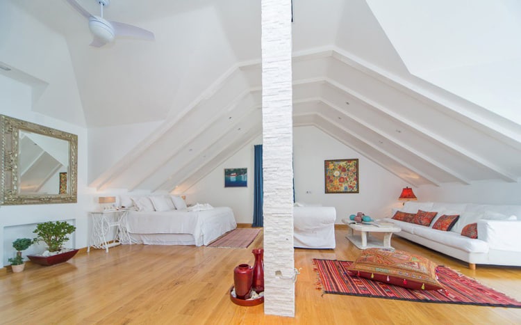 Villa Mistral
