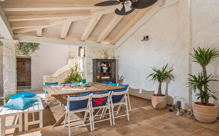Villa Mistral
