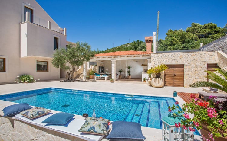 Villa Mistral