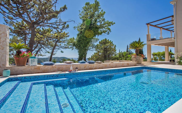 Villa Mistral