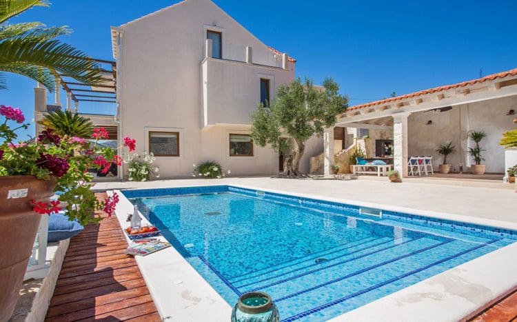 Villa Mistral