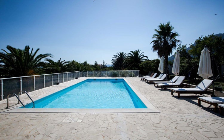 Villa Peninsula