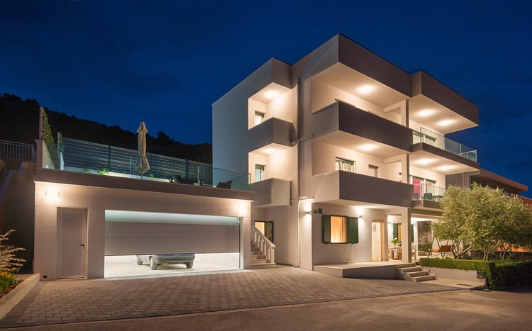 Villa Riviera