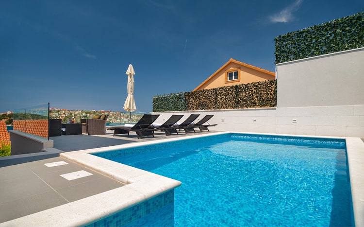 Villa Riviera