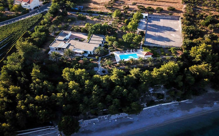 Villa Peninsula