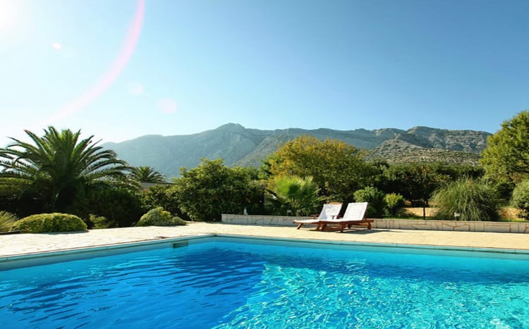 Villa Peninsula