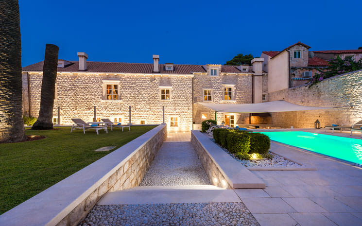 villa-img1