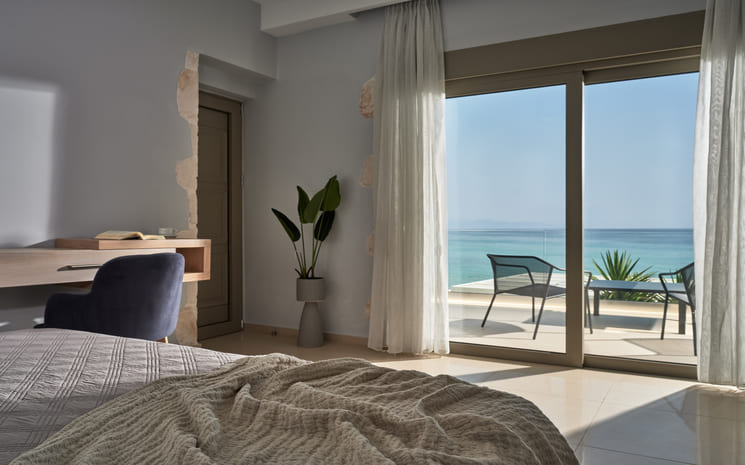 La Joya Beach Villa