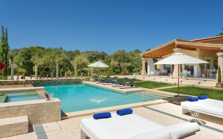 Villa Crystal