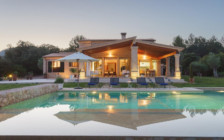 Villa Crystal