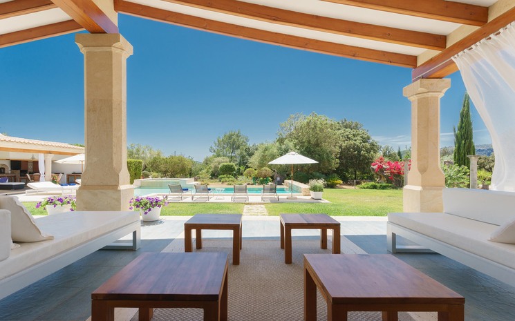 Villa Crystal