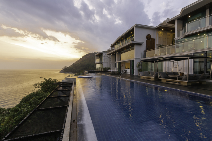 Villa W Collection