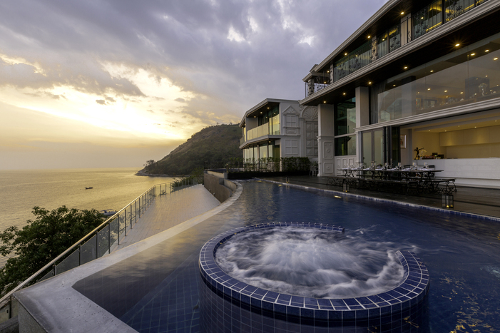 Villa W Collection