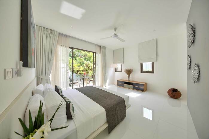 Samrong Beach Villa