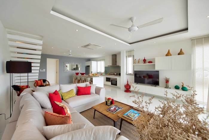 Samrong Beach Villa