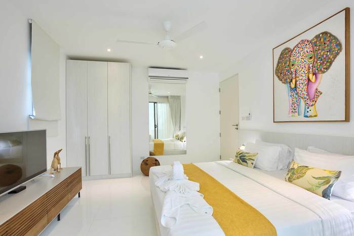 Samrong Beach Villa