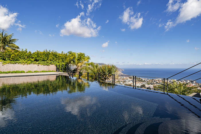 Villa Shine