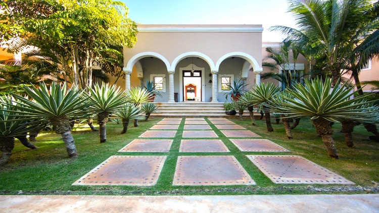 Hacienda Del Mar