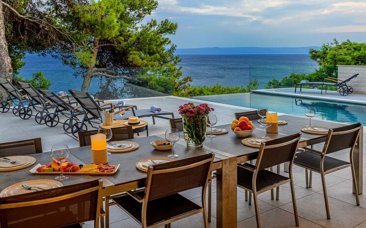 Casa Blanca Brac