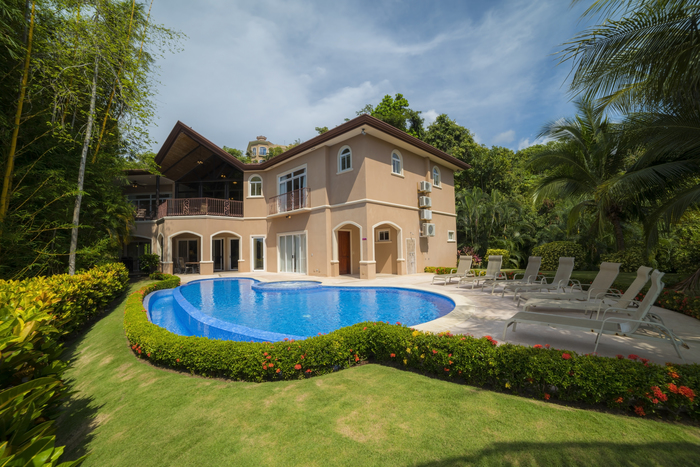 Casa Pacifica